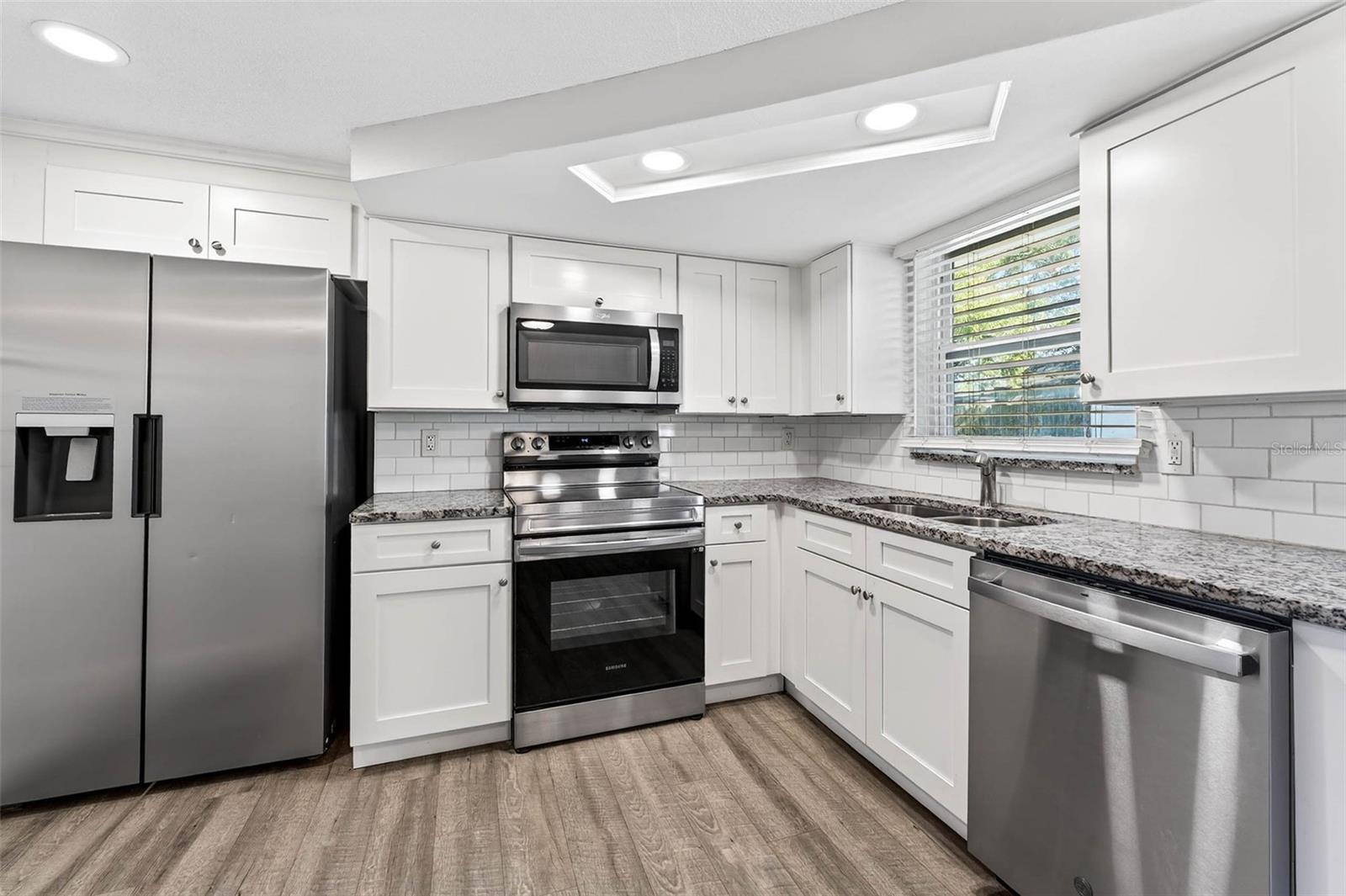 REGENCY PARK - Residential