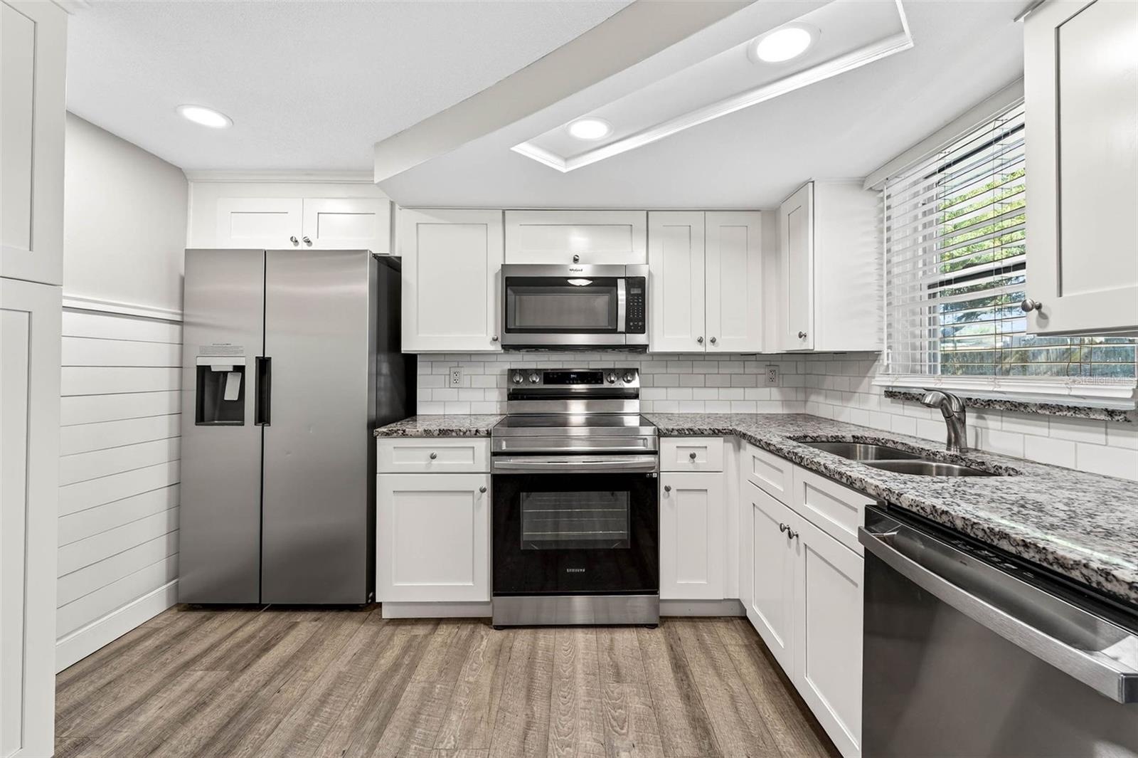 REGENCY PARK - Residential