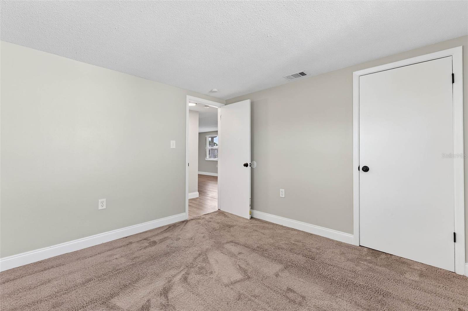 REGENCY PARK - Residential