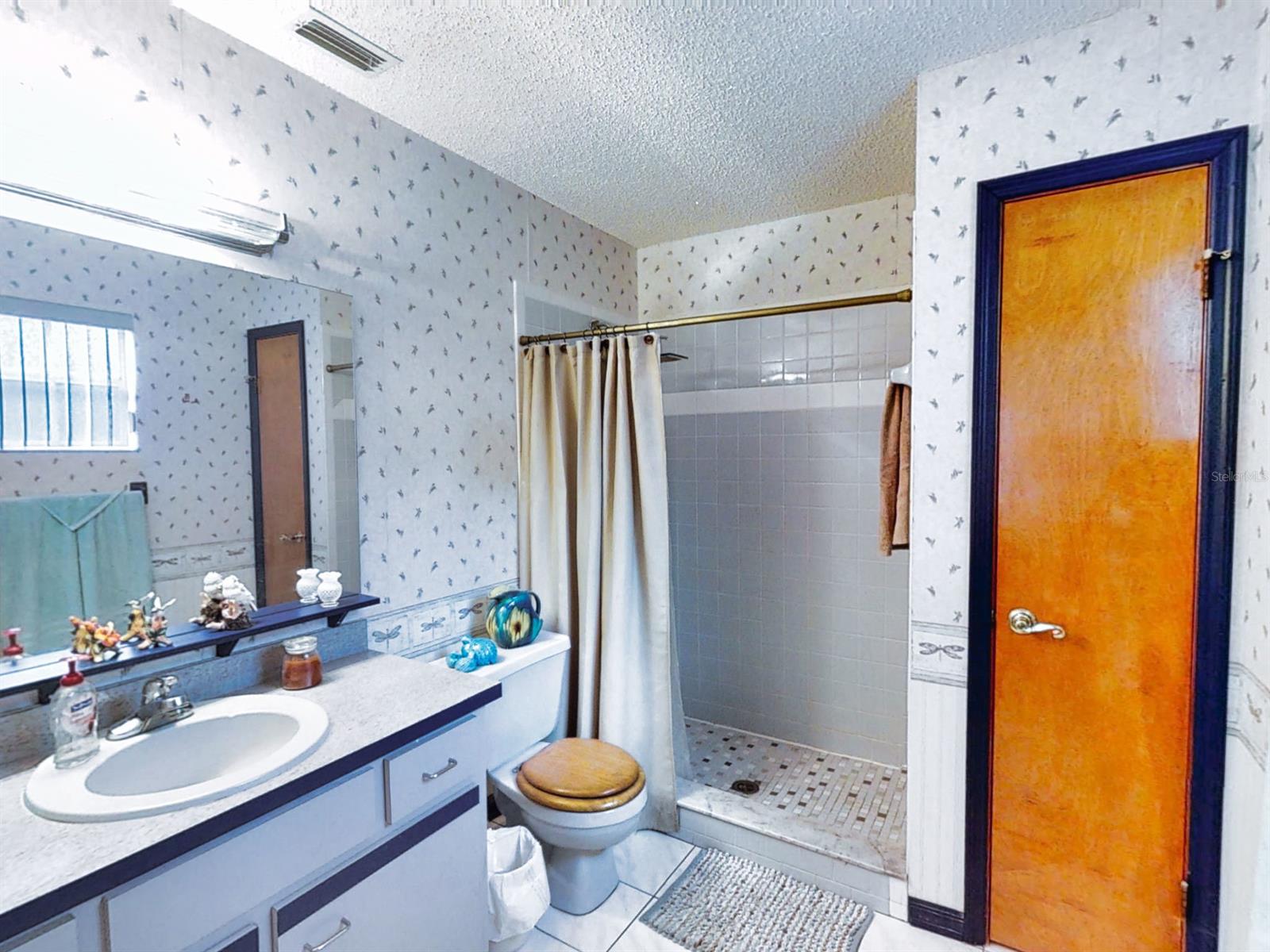 Florida Shores 01 - Residential