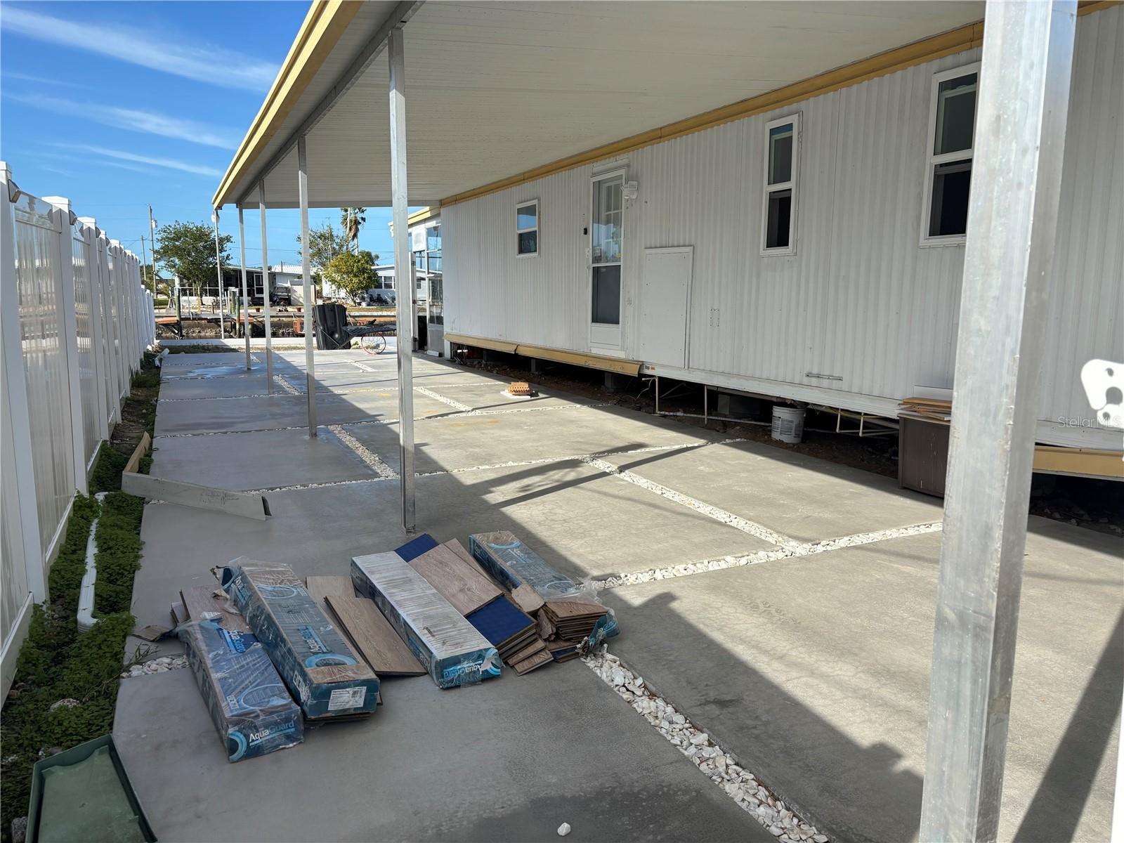 SIGNAL COVE - Residential