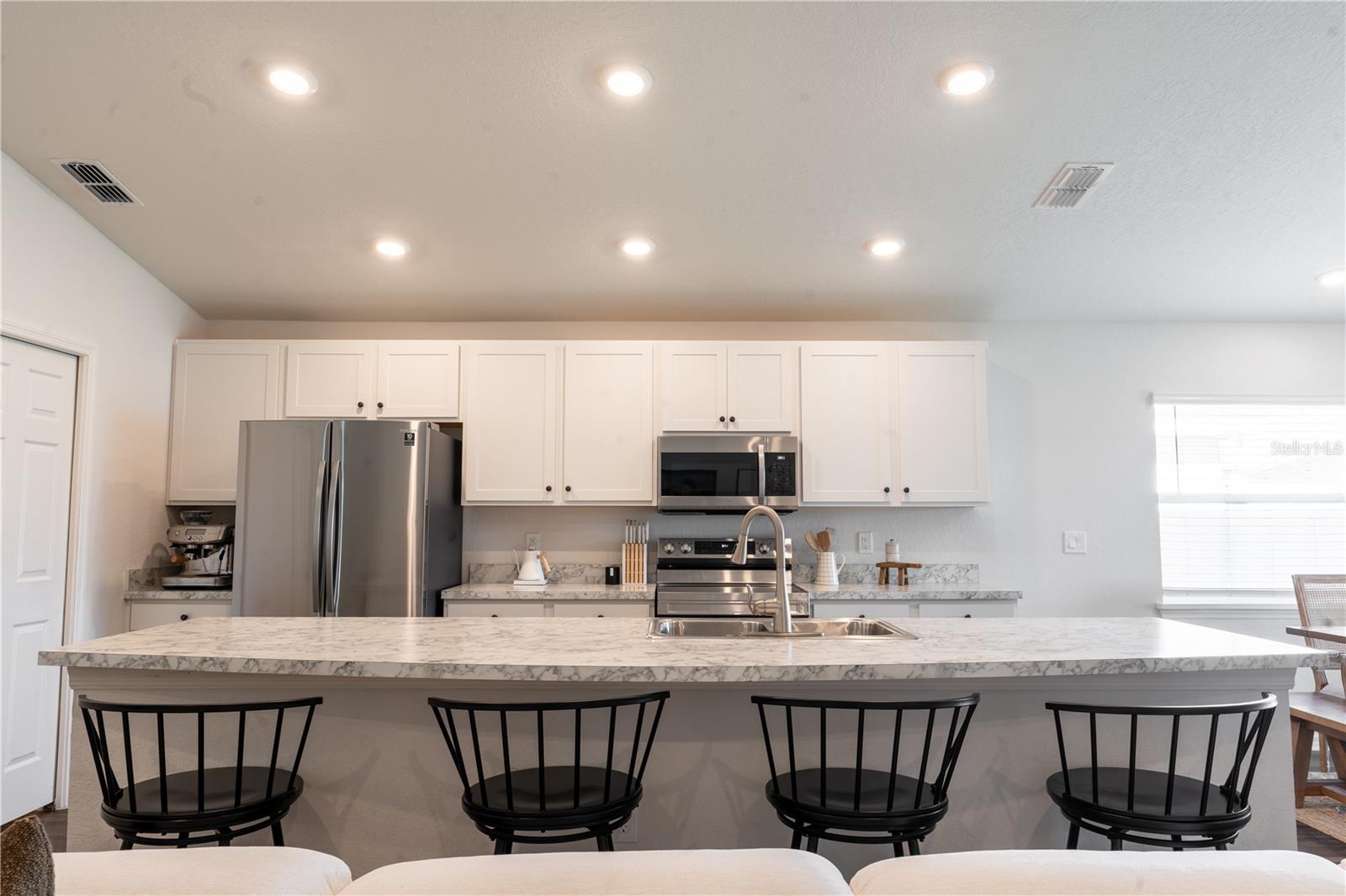 ANISTON - Residential