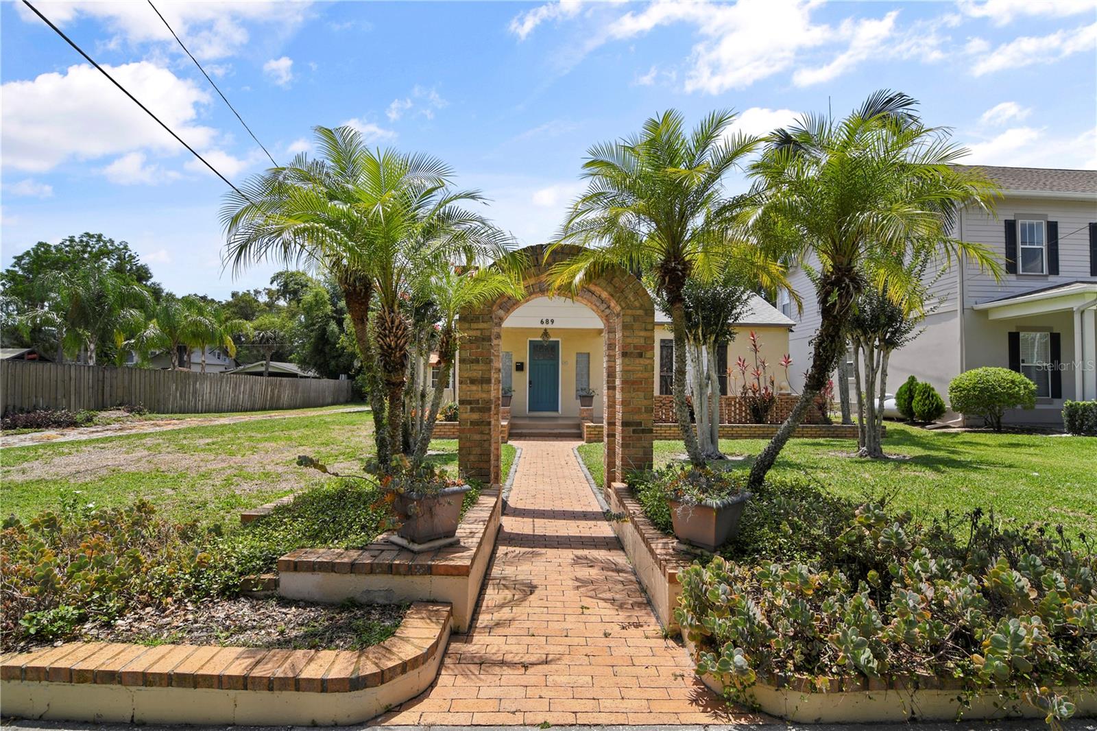 Welcome to 689 Overspin Rd – a beautifully maintained 2-bedroom, 2-bathroom home in the heart of Winter Park! This inviting residence features stunning hardwood floors throughout, creating a warm and stylish ambiance from the moment you walk in. Enjoy cooking and entertaining in the large open kitchen, complete with stainless steel appliances, ample counter space, and plenty of storage. Cozy up by the wood-burning fireplace in the spacious living area—perfect for relaxing evenings at home. The home also boasts a large 2-car garage with a dedicated laundry area, offering convenience and extra storage. Located in a neighborhood close to shopping, dining, and top-rated schools, this home offers the perfect blend of comfort and location. Don't miss out—schedule your showing today!