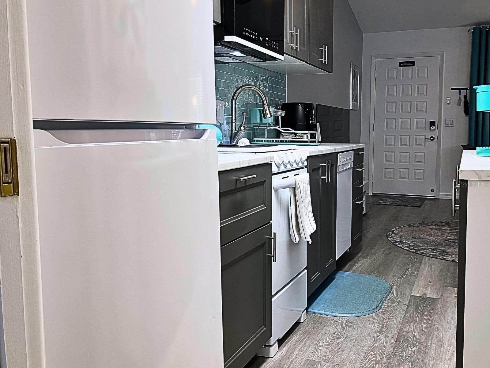 PARADISE LAKES RESORT CONDO - Residential