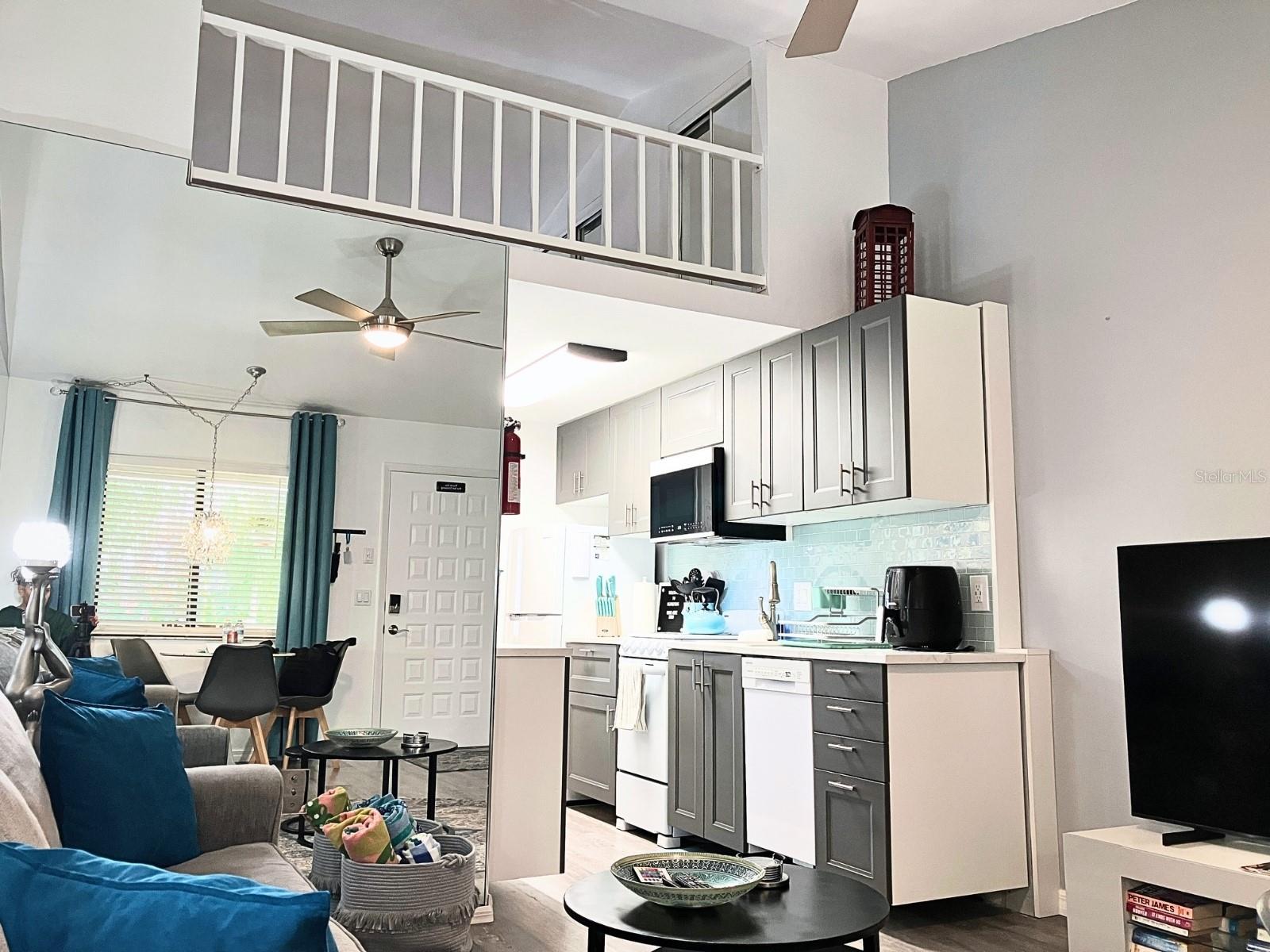 PARADISE LAKES RESORT CONDO - Residential