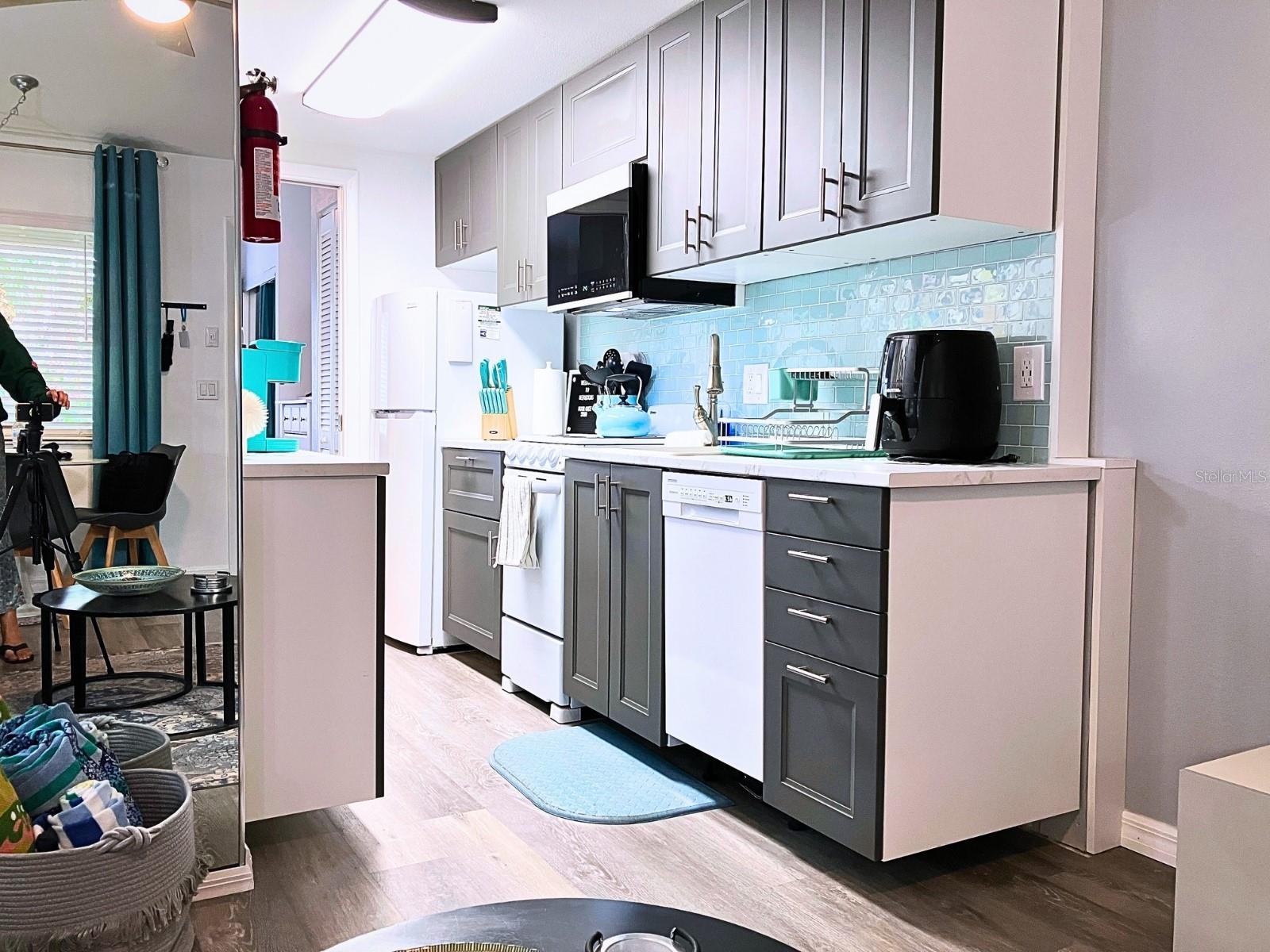 PARADISE LAKES RESORT CONDO - Residential