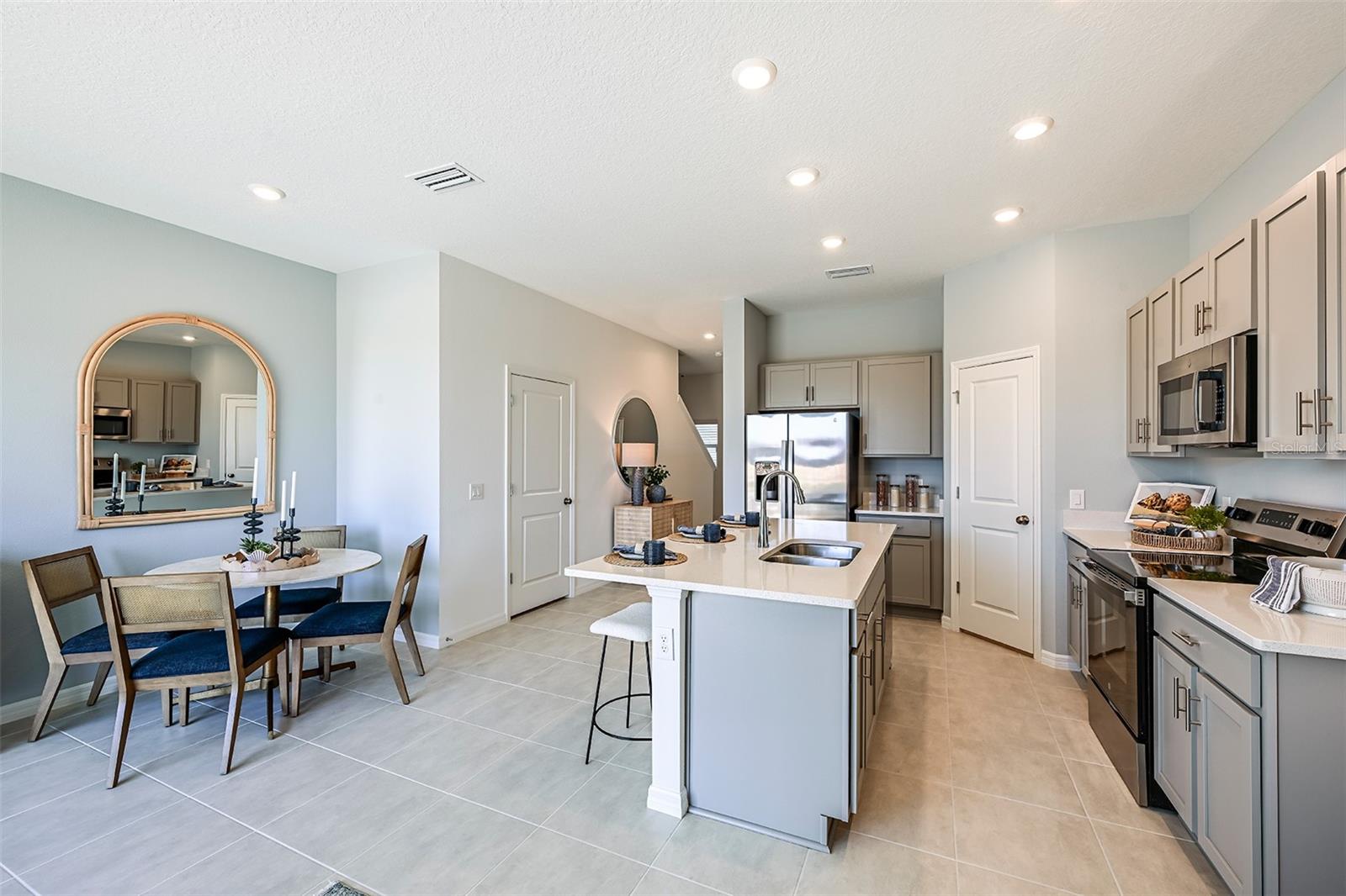 WATERSTONE - Residential