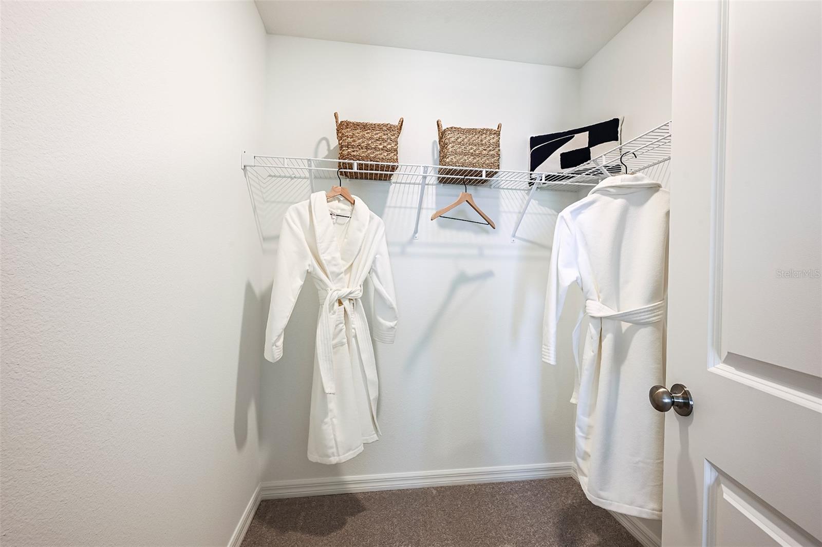 WATERSTONE - Residential