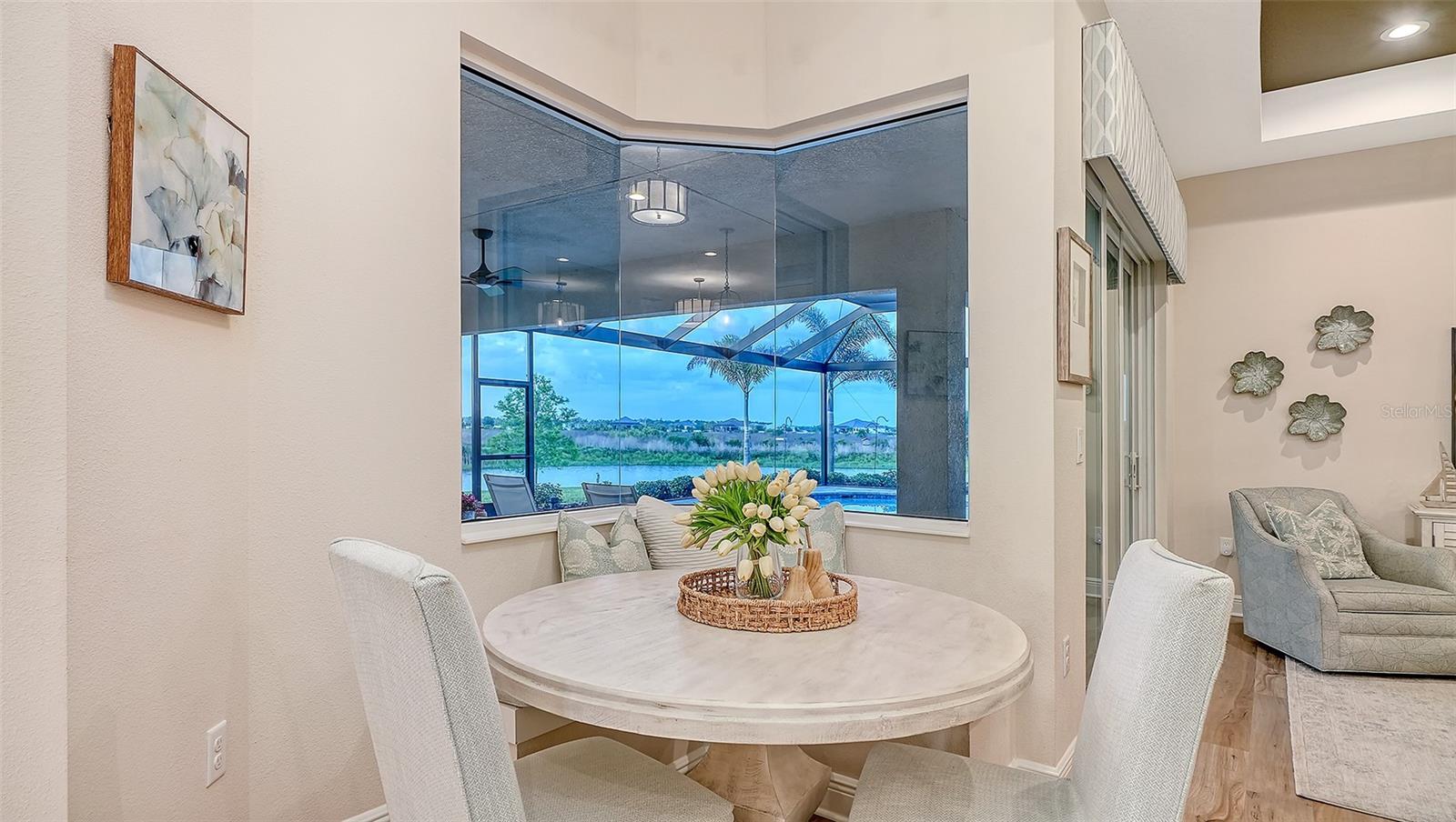 HAMPTON LAKES - Residential