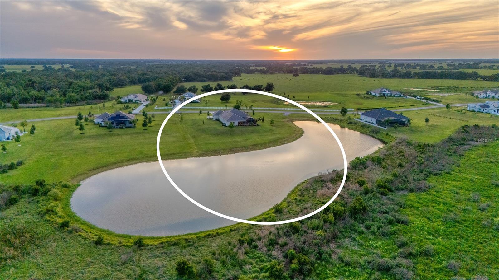 HAMPTON LAKES - Residential