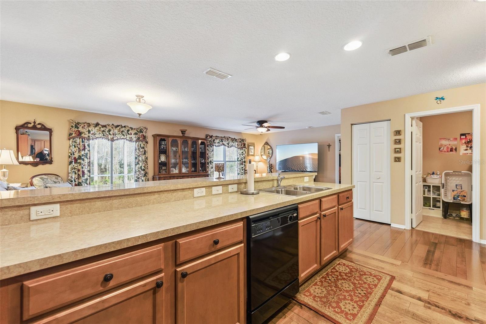 BAYBERRY LAKES MB 51 PG 167 - Residential