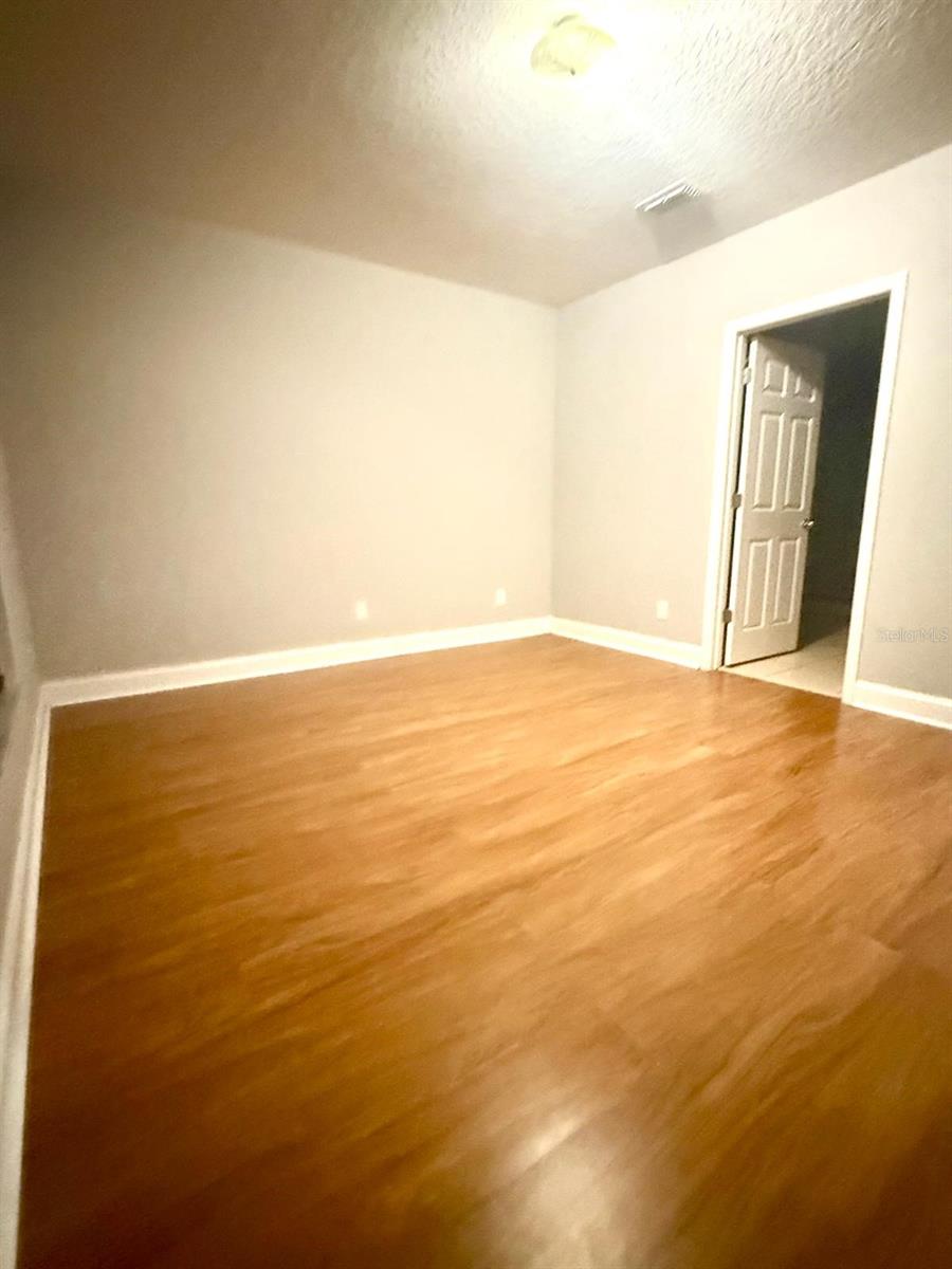 MALLARD POND PH 4-B - Residential Lease