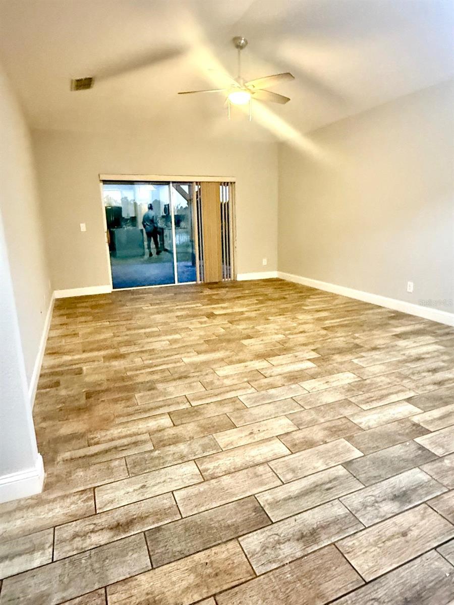 MALLARD POND PH 4-B - Residential Lease