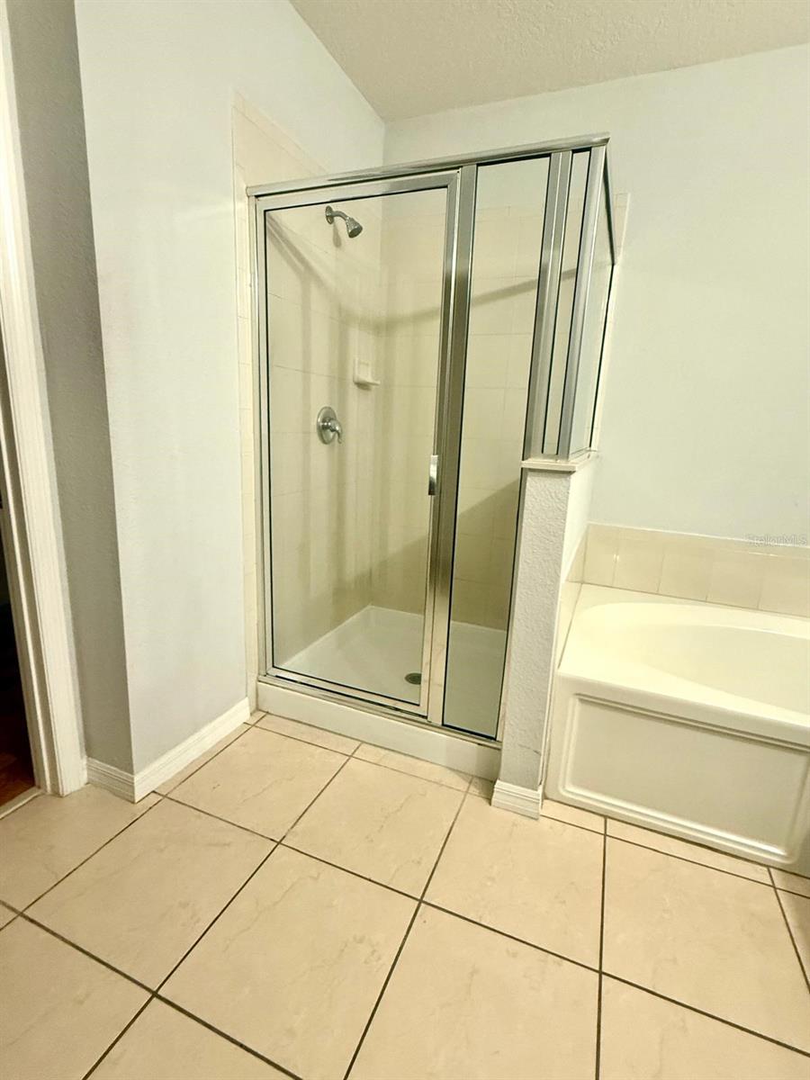 MALLARD POND PH 4-B - Residential Lease