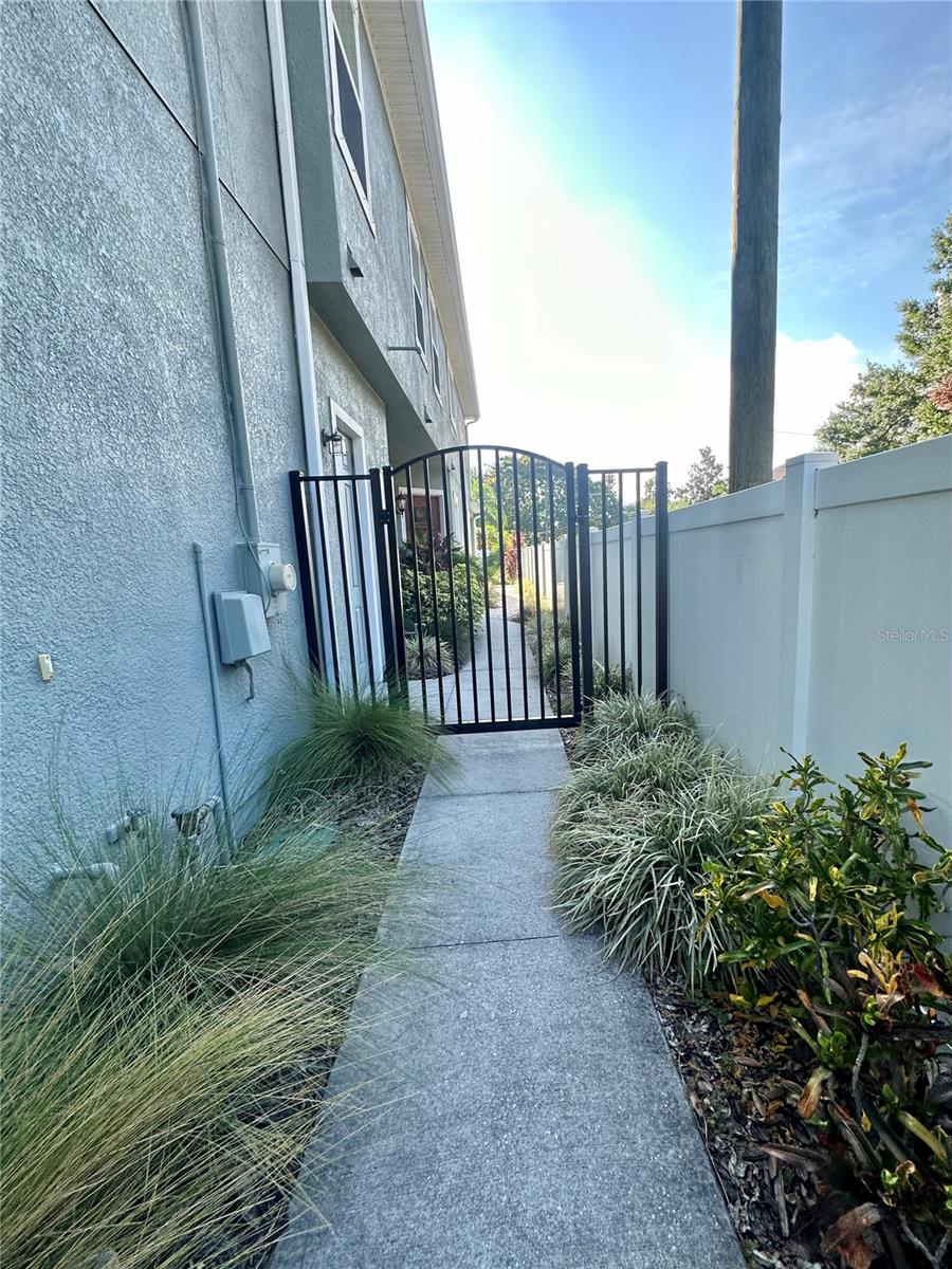 PARK CITY 2ND SEC - Residential Lease