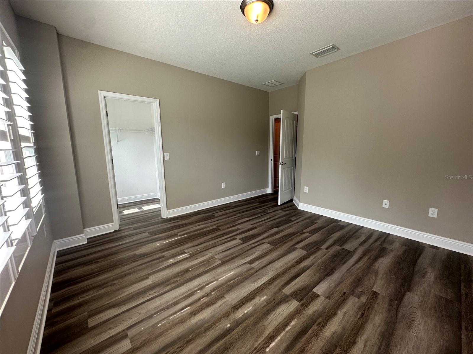 PARK CITY 2ND SEC - Residential Lease