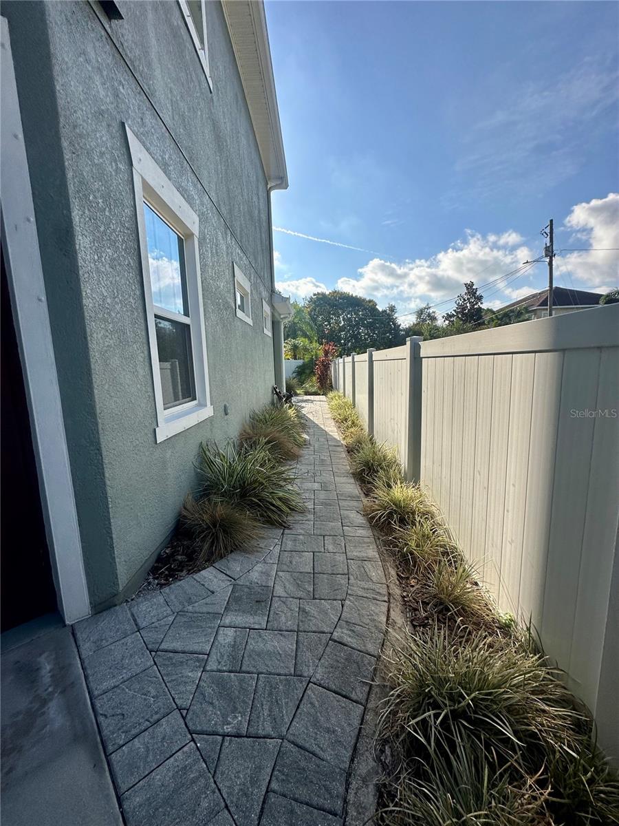 PARK CITY 2ND SEC - Residential Lease