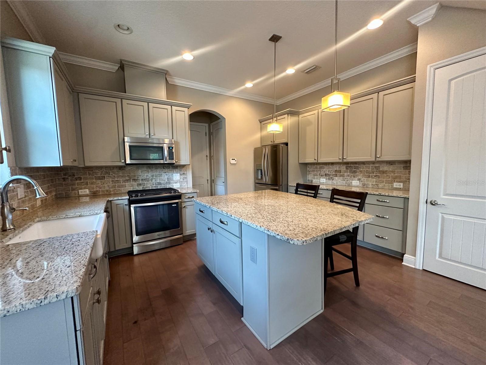 PARK CITY 2ND SEC - Residential Lease