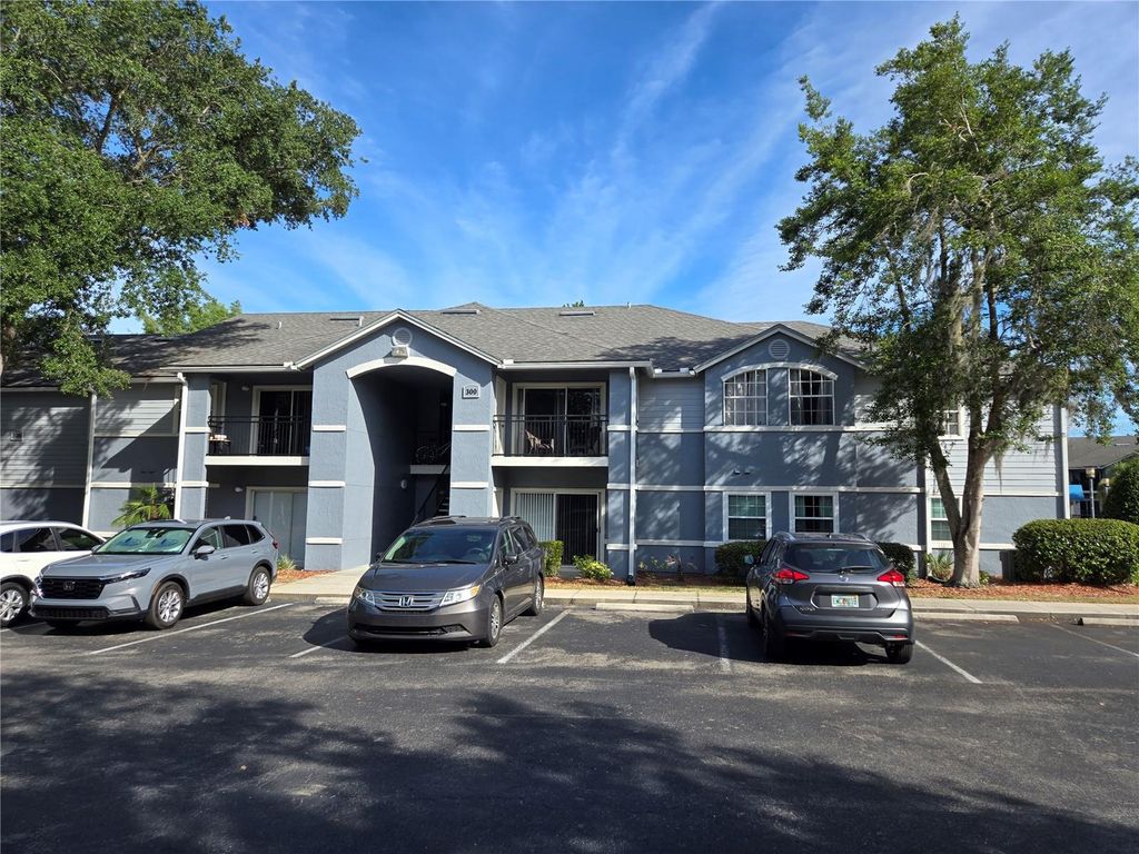 Photo of 3705 SW 27th Street #326, Gainesville, FL 32608 (MLS # GC540495)
