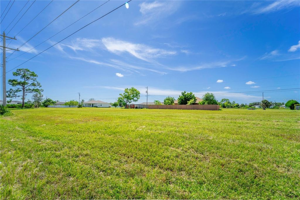 Photo of 1808 Kismet Parkway E, Cape Coral, FL 33909 (MLS # O6342891)