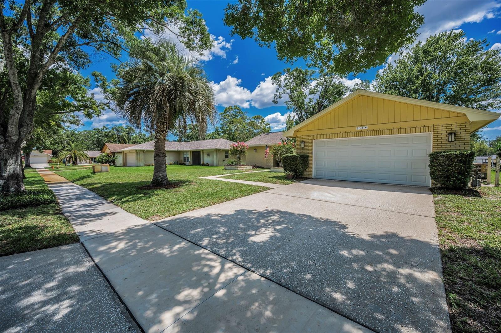 1334 GLENGARRY DRIVE