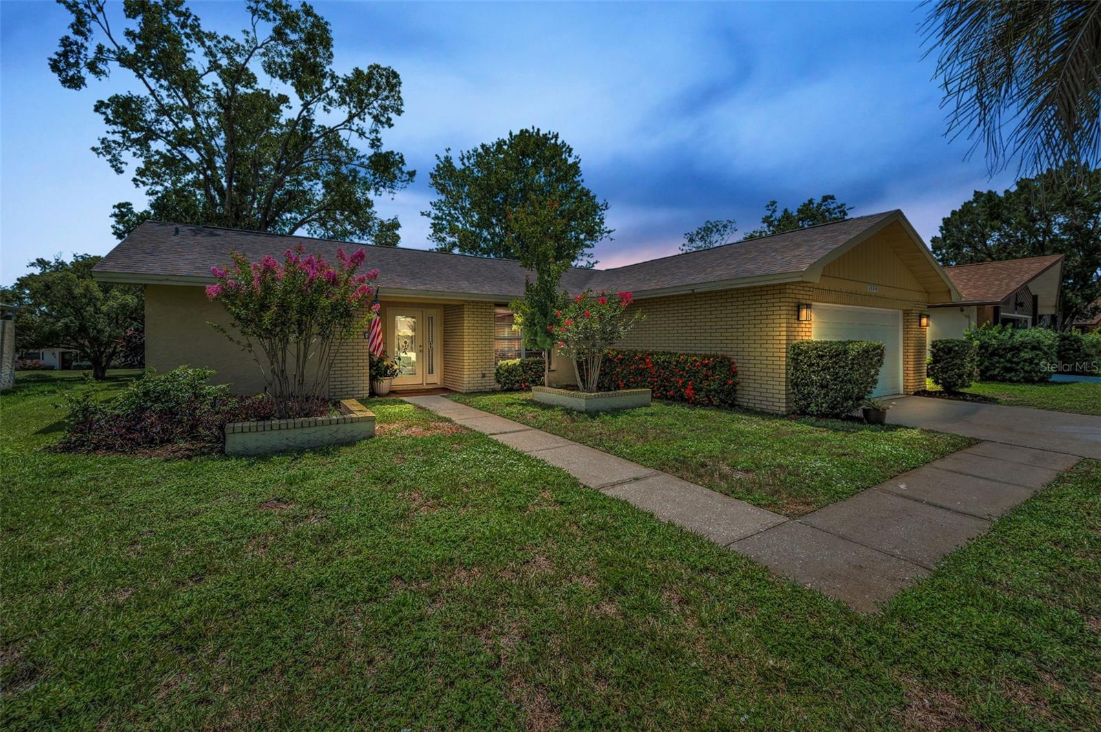 1334 GLENGARRY DRIVE