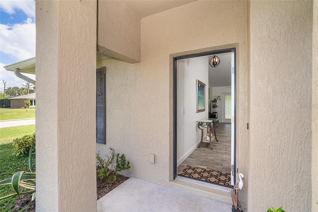 Photo of 7268 Beardsley Street, Englewood, FL 34224 (MLS # D6144191)