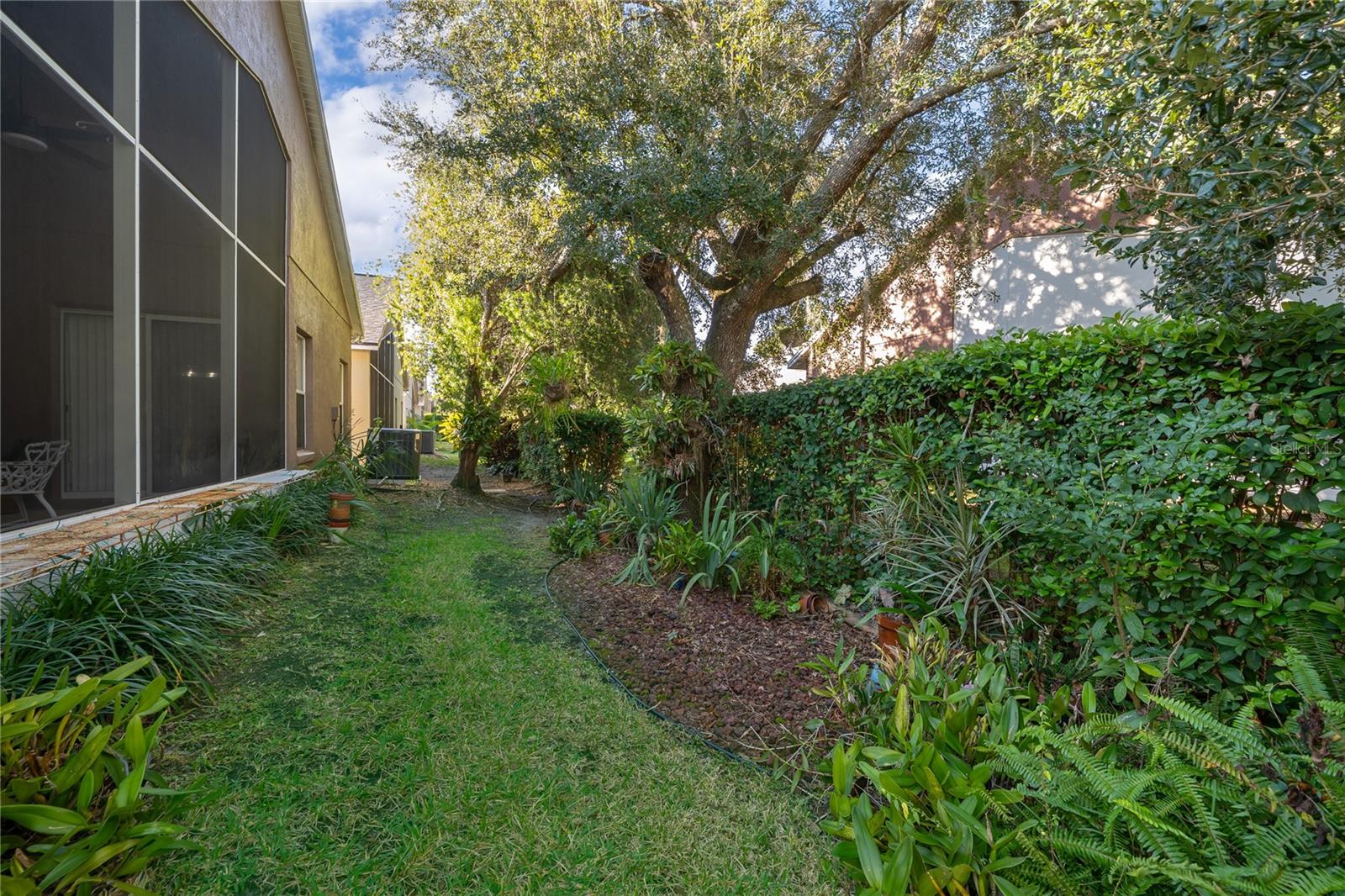 FOX GLEN AT CHELSEA PARC TUSCAWILLA PH 2 - Residential