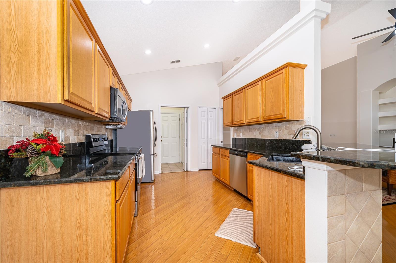 FOX GLEN AT CHELSEA PARC TUSCAWILLA PH 2 - Residential