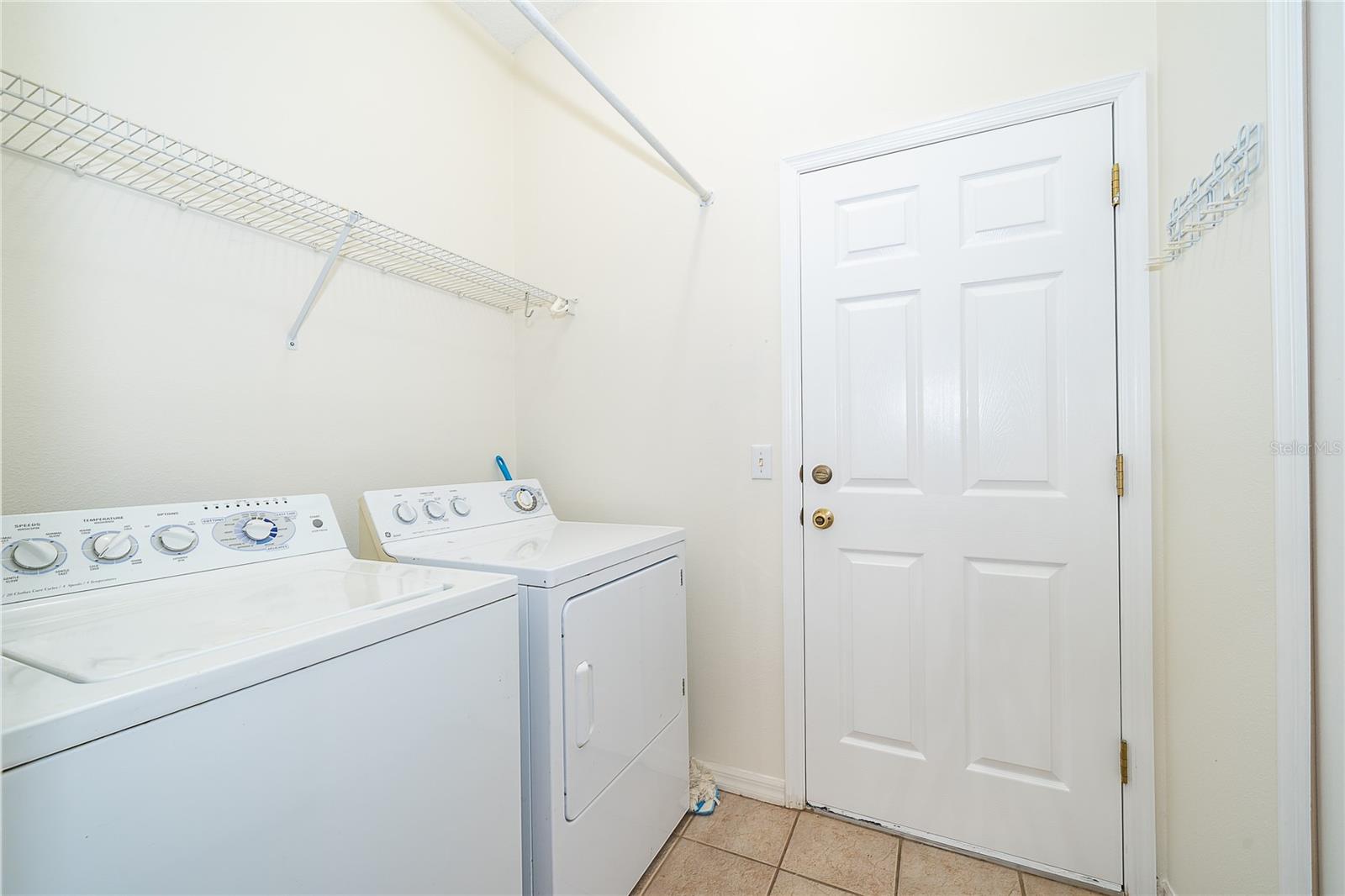 FOX GLEN AT CHELSEA PARC TUSCAWILLA PH 2 - Residential