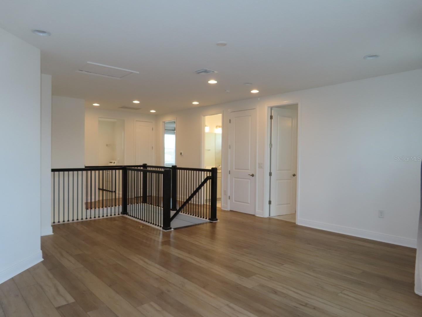RIVER WILDERNESS PH IV - Residential Lease