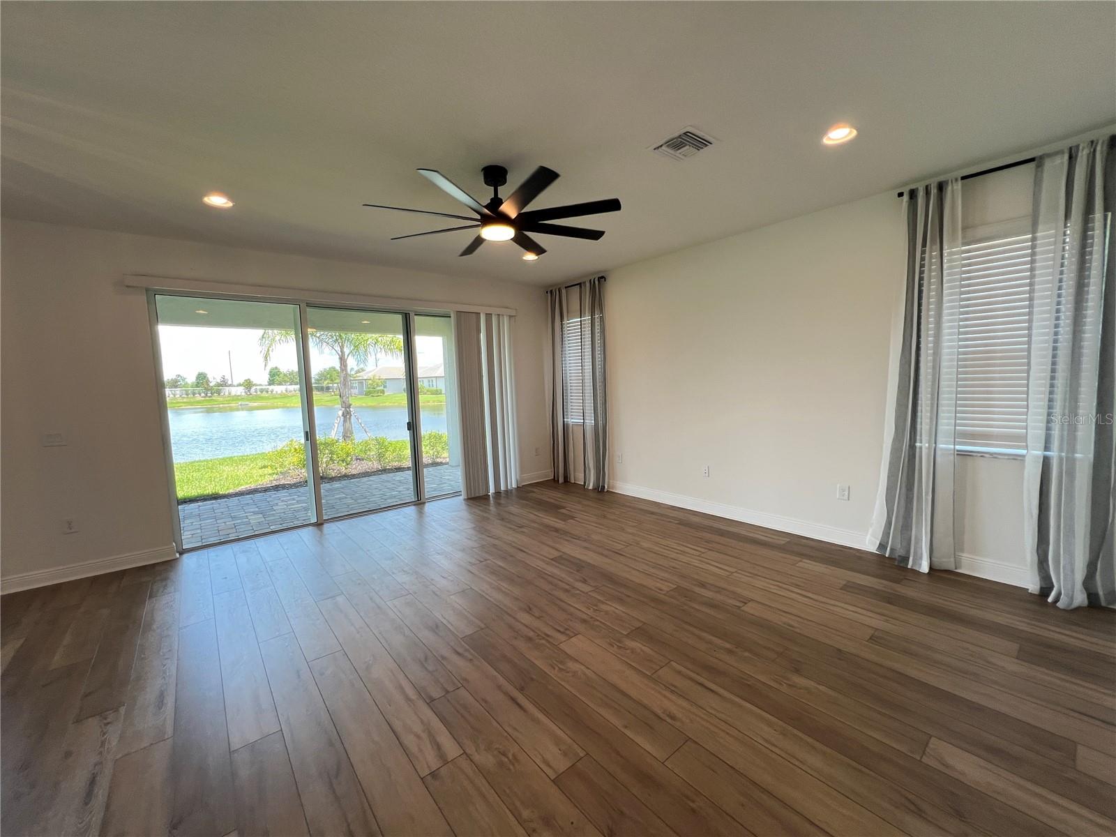 RIVER WILDERNESS PH IV - Residential Lease