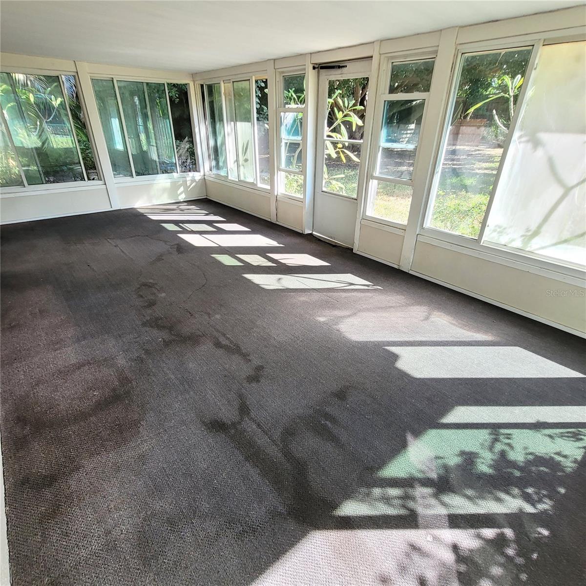 CEDAR HOLLOW - Residential