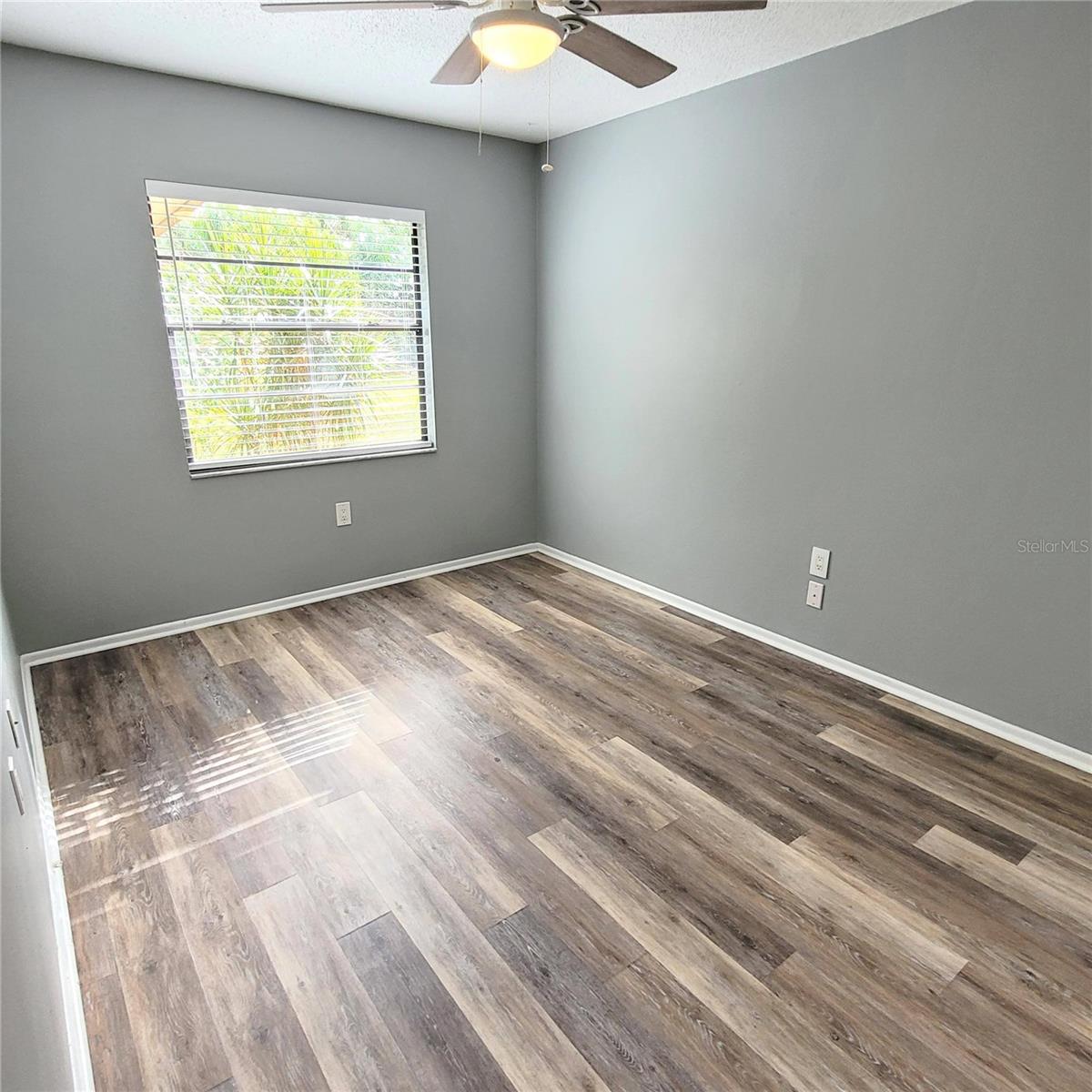 CEDAR HOLLOW - Residential