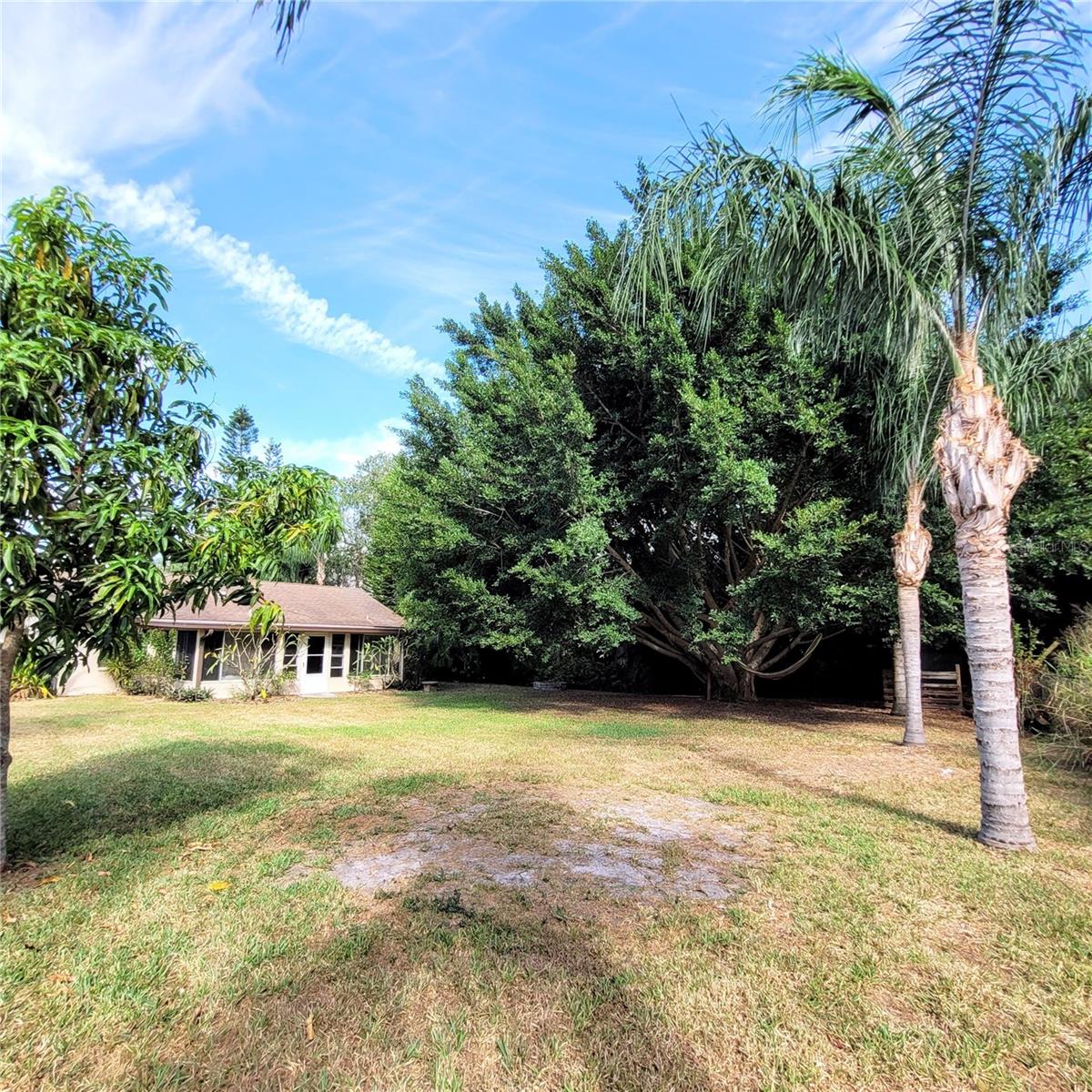 CEDAR HOLLOW - Residential