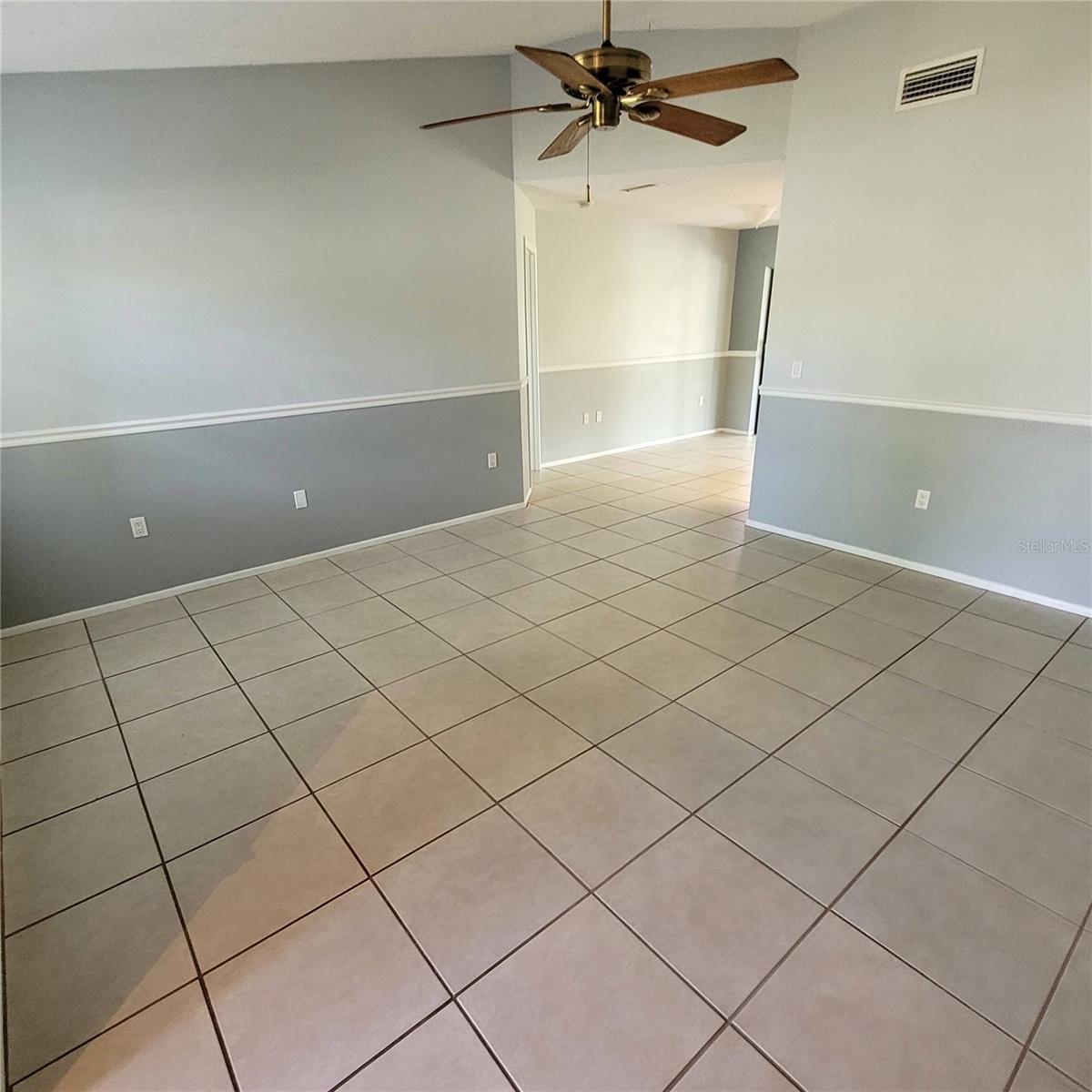 CEDAR HOLLOW - Residential