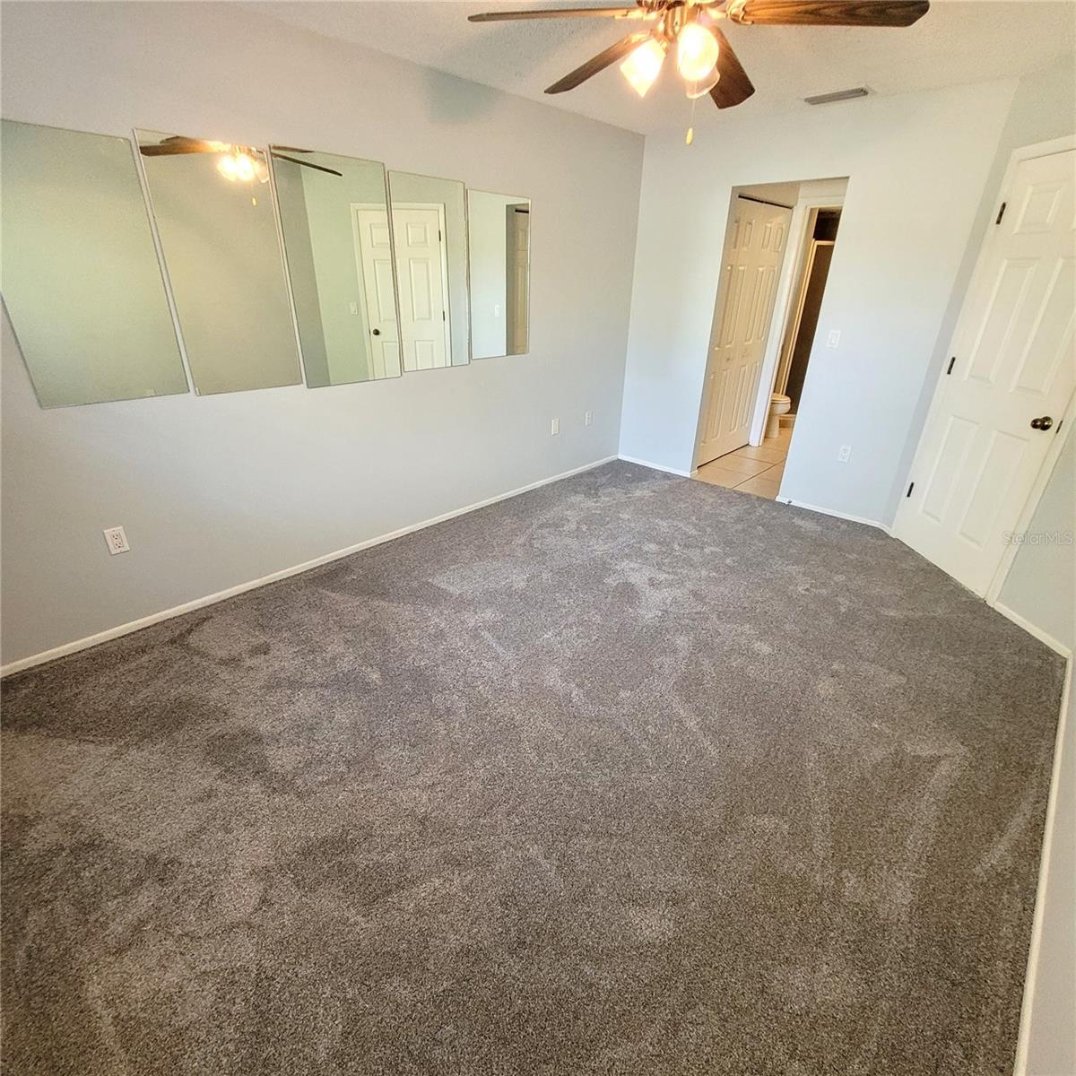 CEDAR HOLLOW - Residential