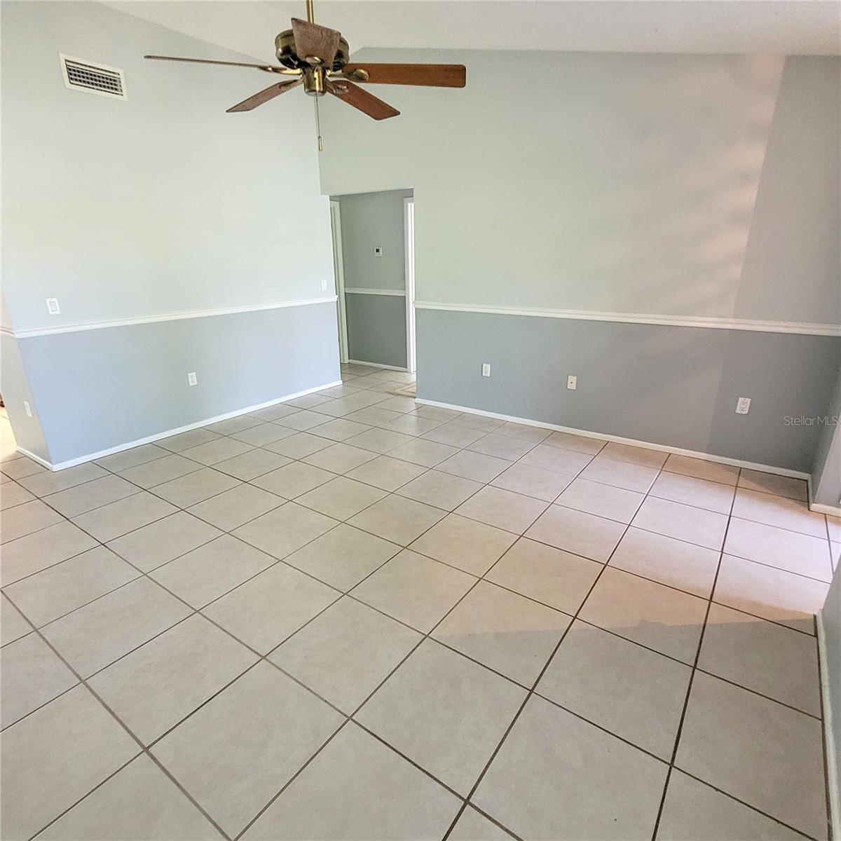 CEDAR HOLLOW - Residential