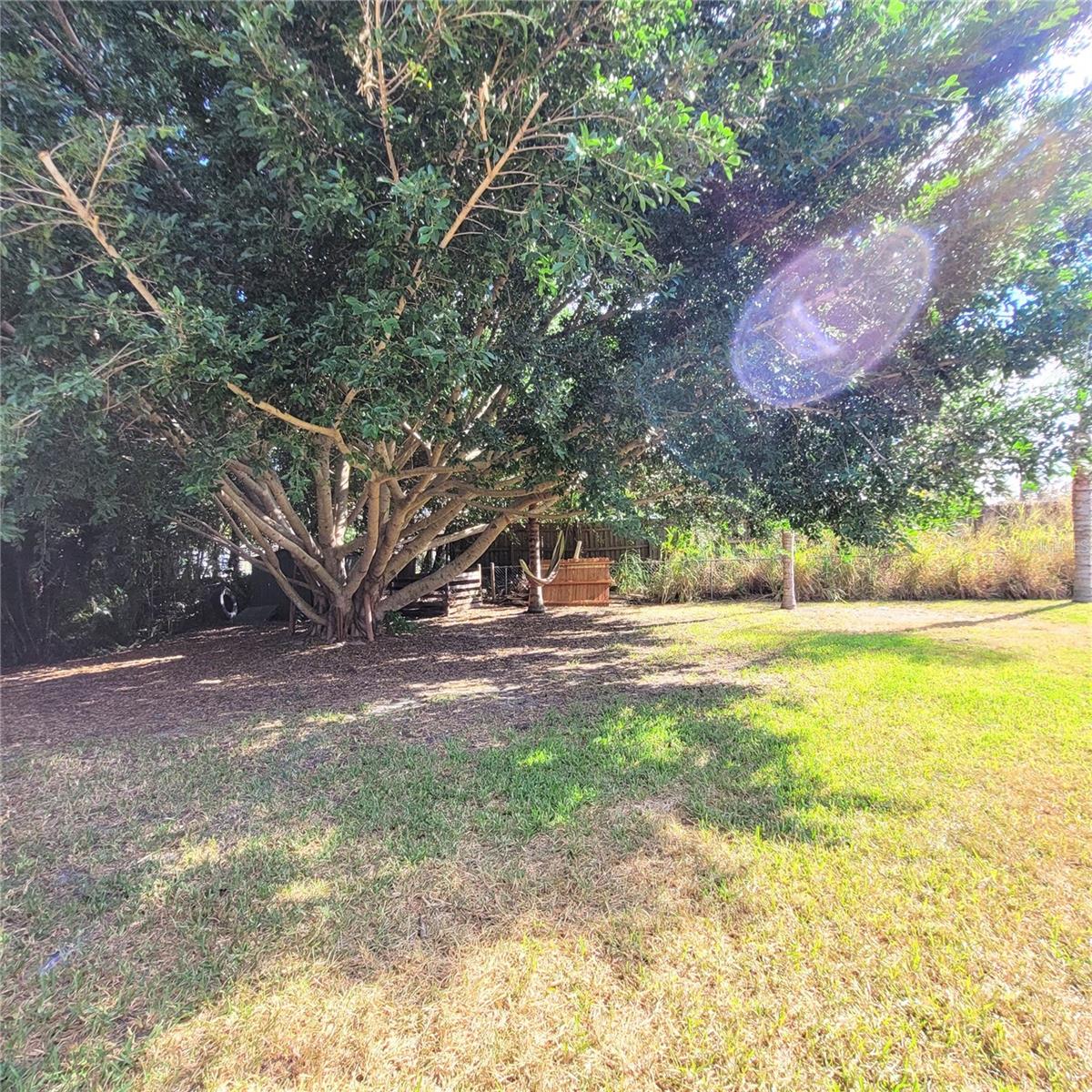 CEDAR HOLLOW - Residential