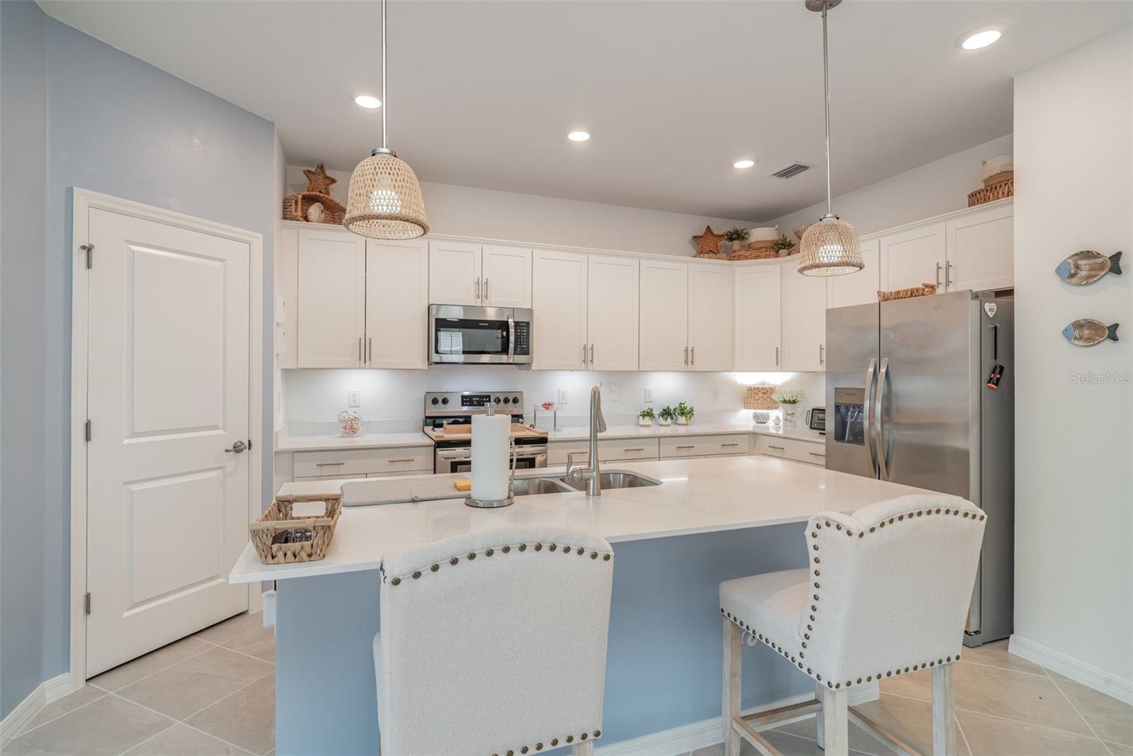 ANTIGUA/WELLEN PARK - Residential