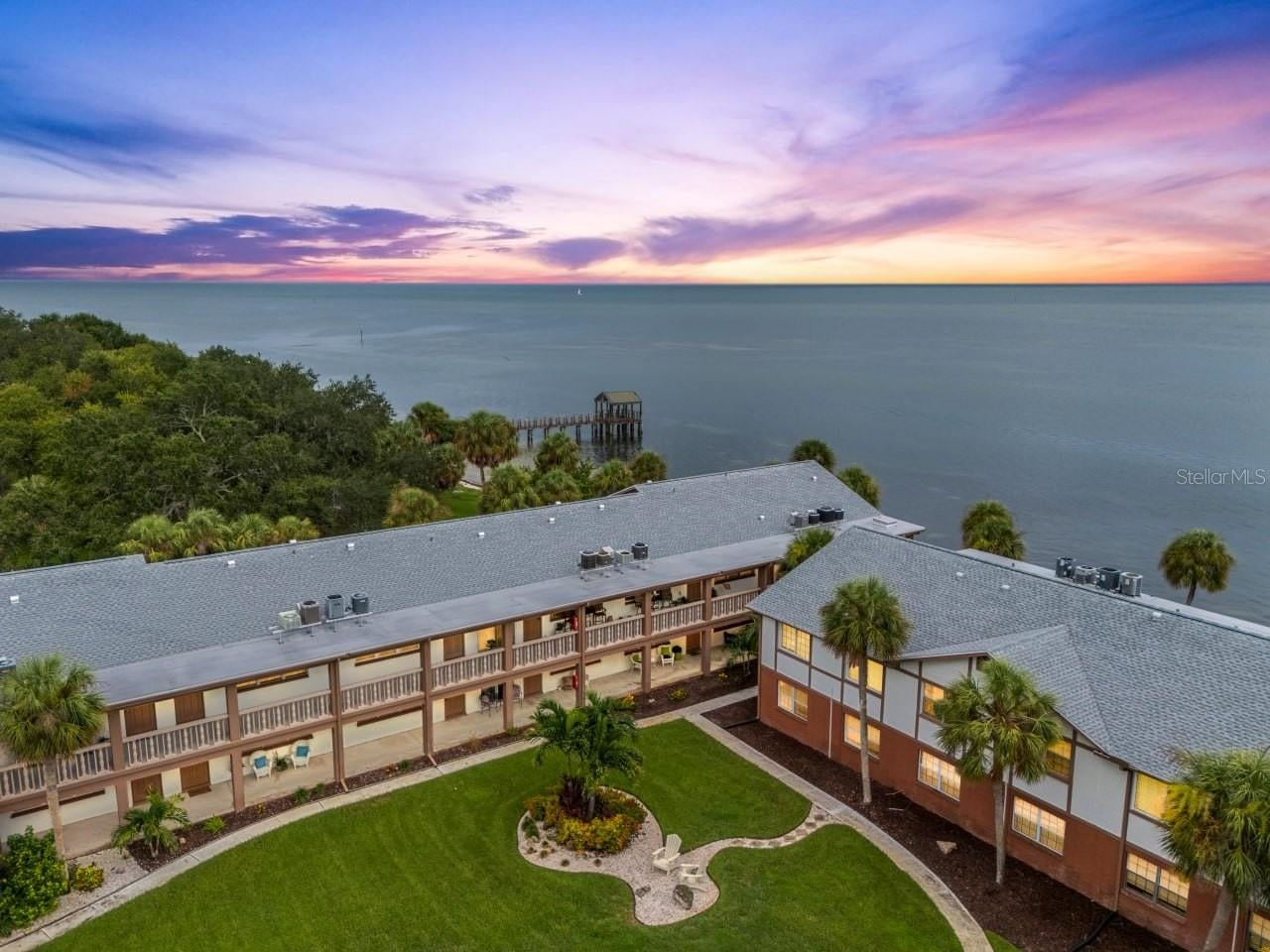650 PINELLAS POINT DRIVE S 122