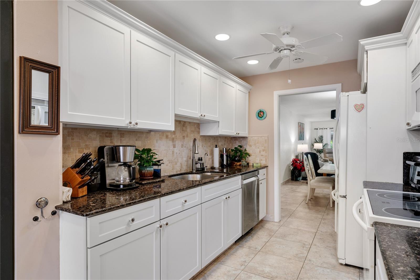 BOCA CIEGA POINT EAST - Residential