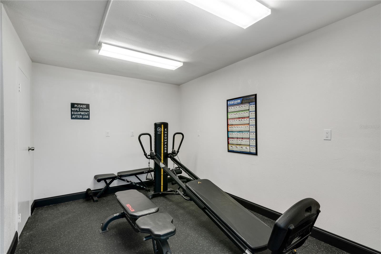 BOCA CIEGA POINT EAST - Residential