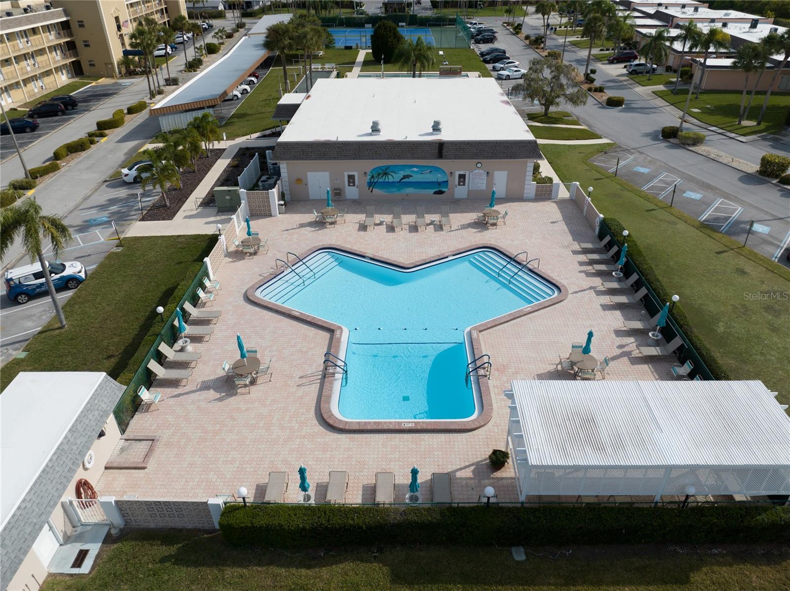 BOCA CIEGA POINT EAST - Residential