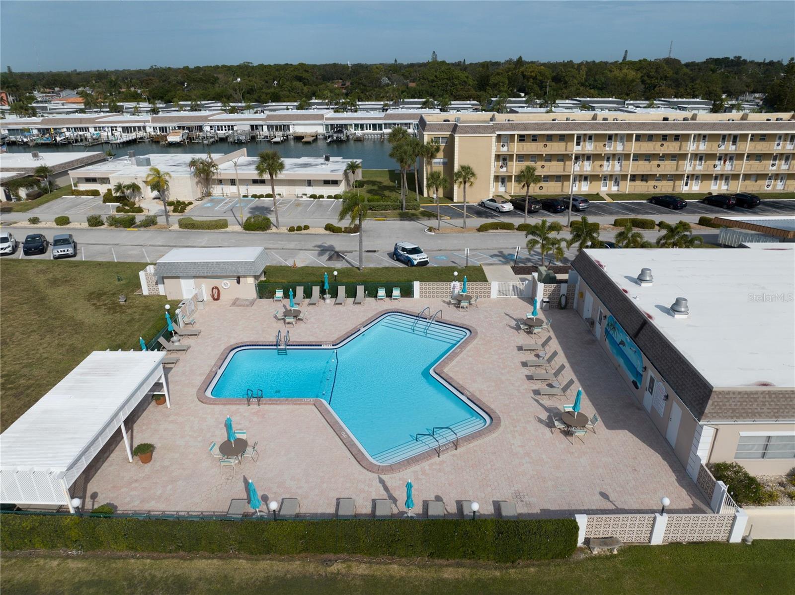 BOCA CIEGA POINT EAST - Residential
