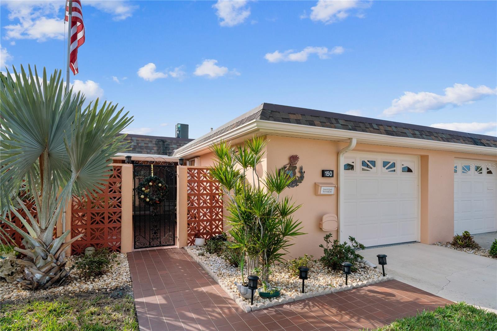 BOCA CIEGA POINT EAST - Residential