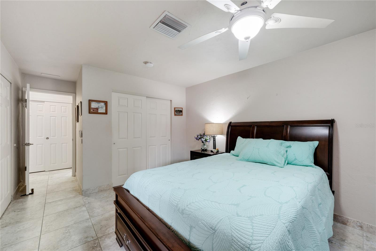 BOCA CIEGA POINT EAST - Residential