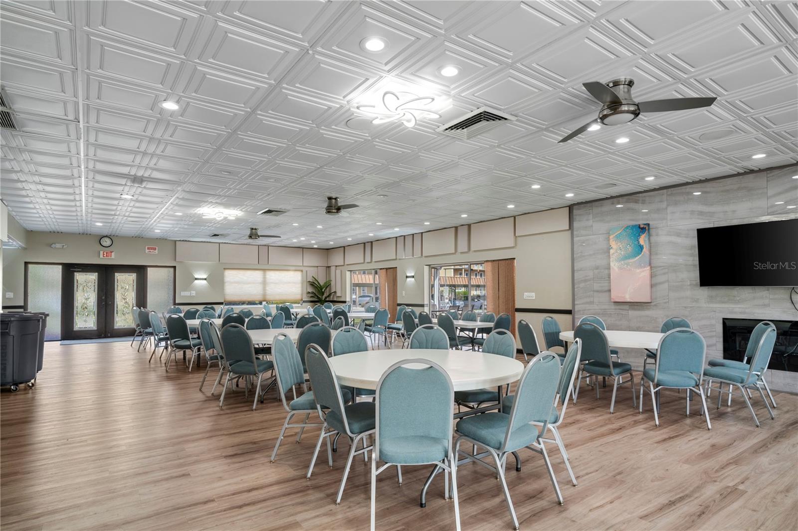 BOCA CIEGA POINT EAST - Residential