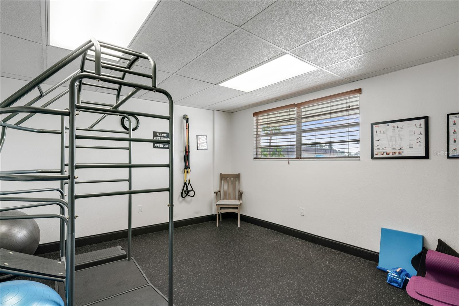 BOCA CIEGA POINT EAST - Residential