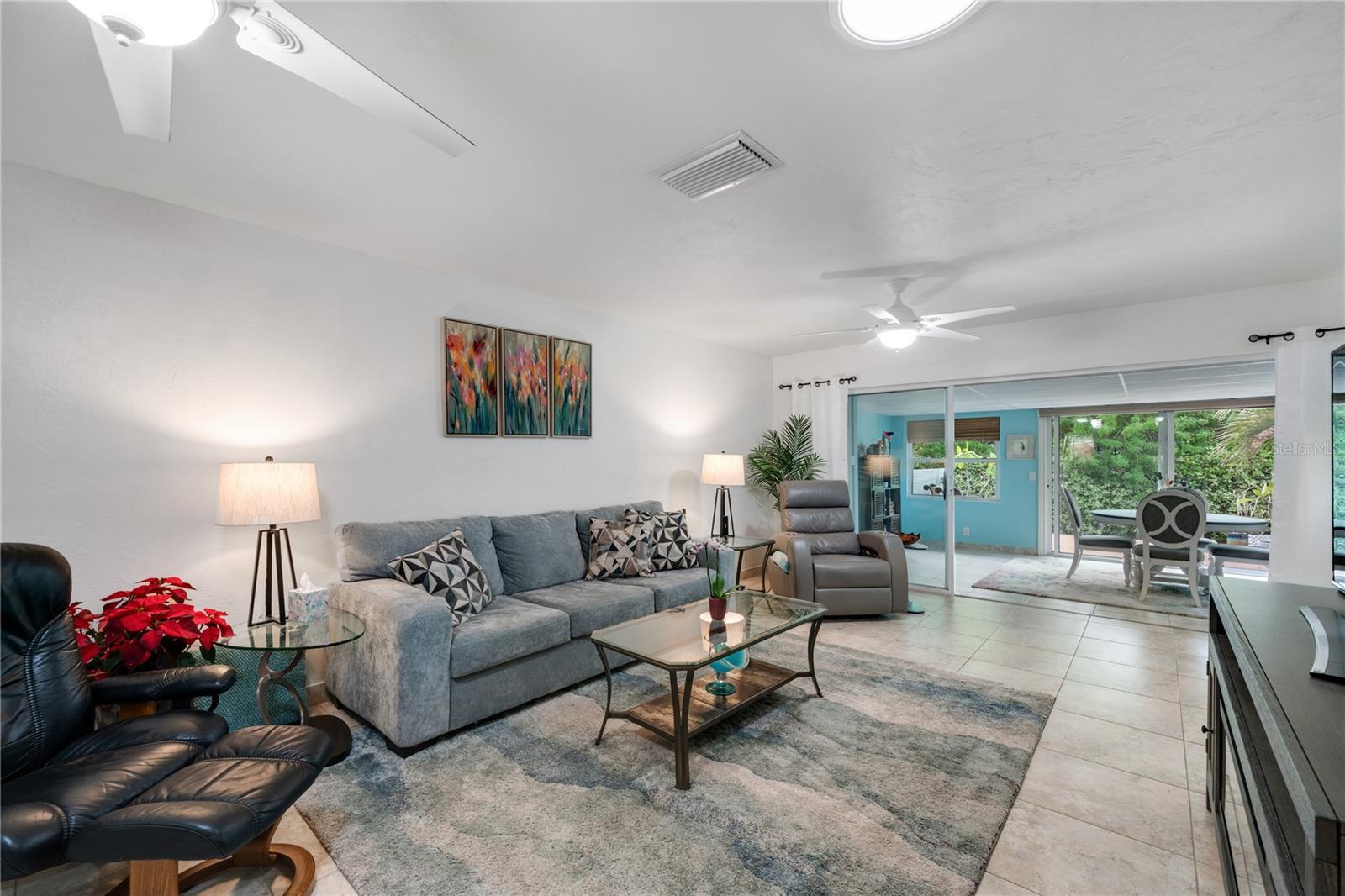 BOCA CIEGA POINT EAST - Residential